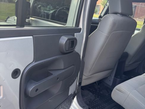 Used 2008 Jeep Wrangler Unlimited Sahara w/ Trailer Tow Group image 25