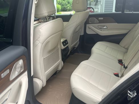 Used 2022 Mercedes-Benz GLE 450 4MATIC image 1