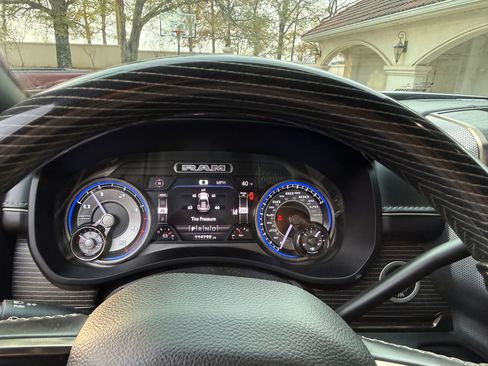 Used 2021 RAM 2500 Limited image 5