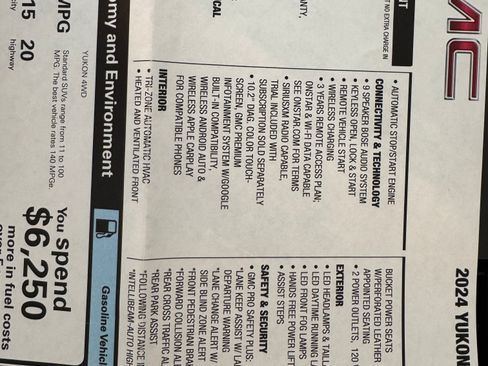 Used 2024 GMC Yukon SLT w/ SLT Premium Package image 32