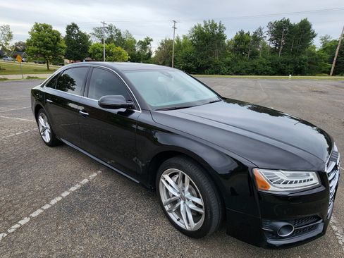 Used 2016 Audi A8 L 4.0T image 6