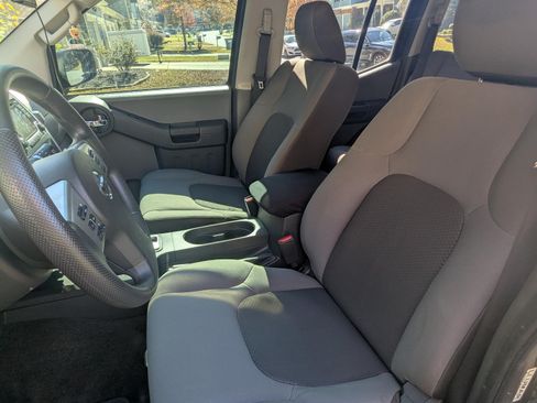 Used 2015 Nissan Xterra S w/ Value Package image 10