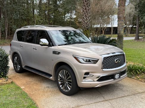 Used 2019 INFINITI QX80 Luxe w/ 22" Wheel Package image 8