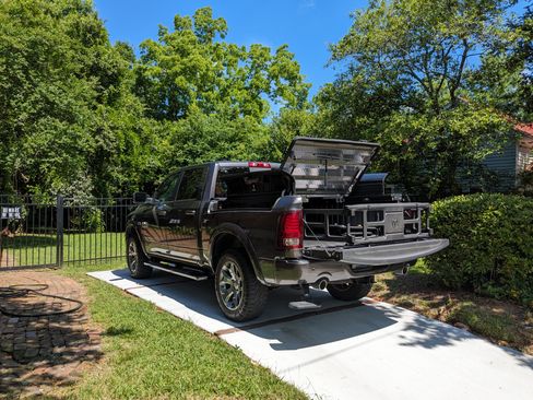 Used 2018 RAM 1500 Limited image 4