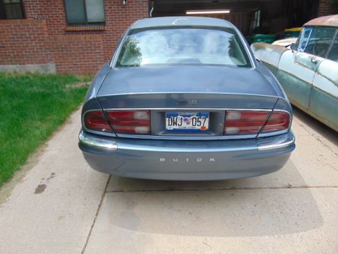 Used 2002 Buick Park Avenue image 2