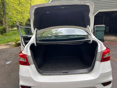 Used 2019 Nissan Sentra S FWD image 10
