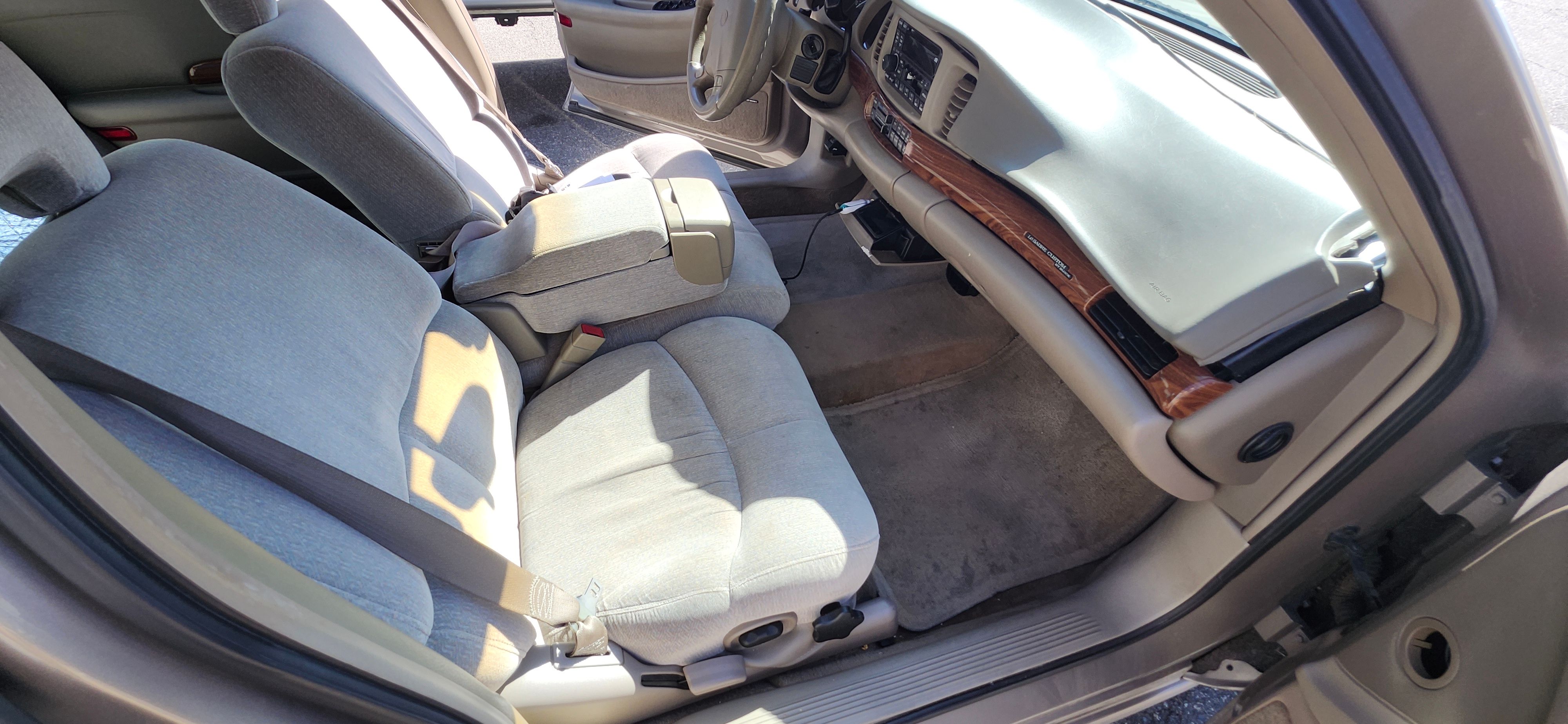 Used 2001 Buick Le Sabre Custom w/ Luxury Pkg FWD image 11