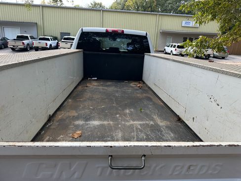 Used 2019 RAM 3500 Tradesman w/ Chrome Appearance Group image 6