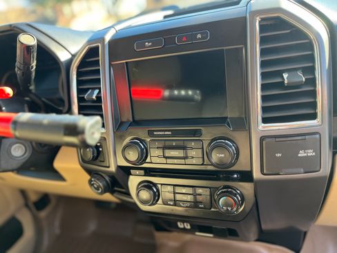 Used 2016 Ford F150 XLT w/ Equipment Group 302A Luxury image 14