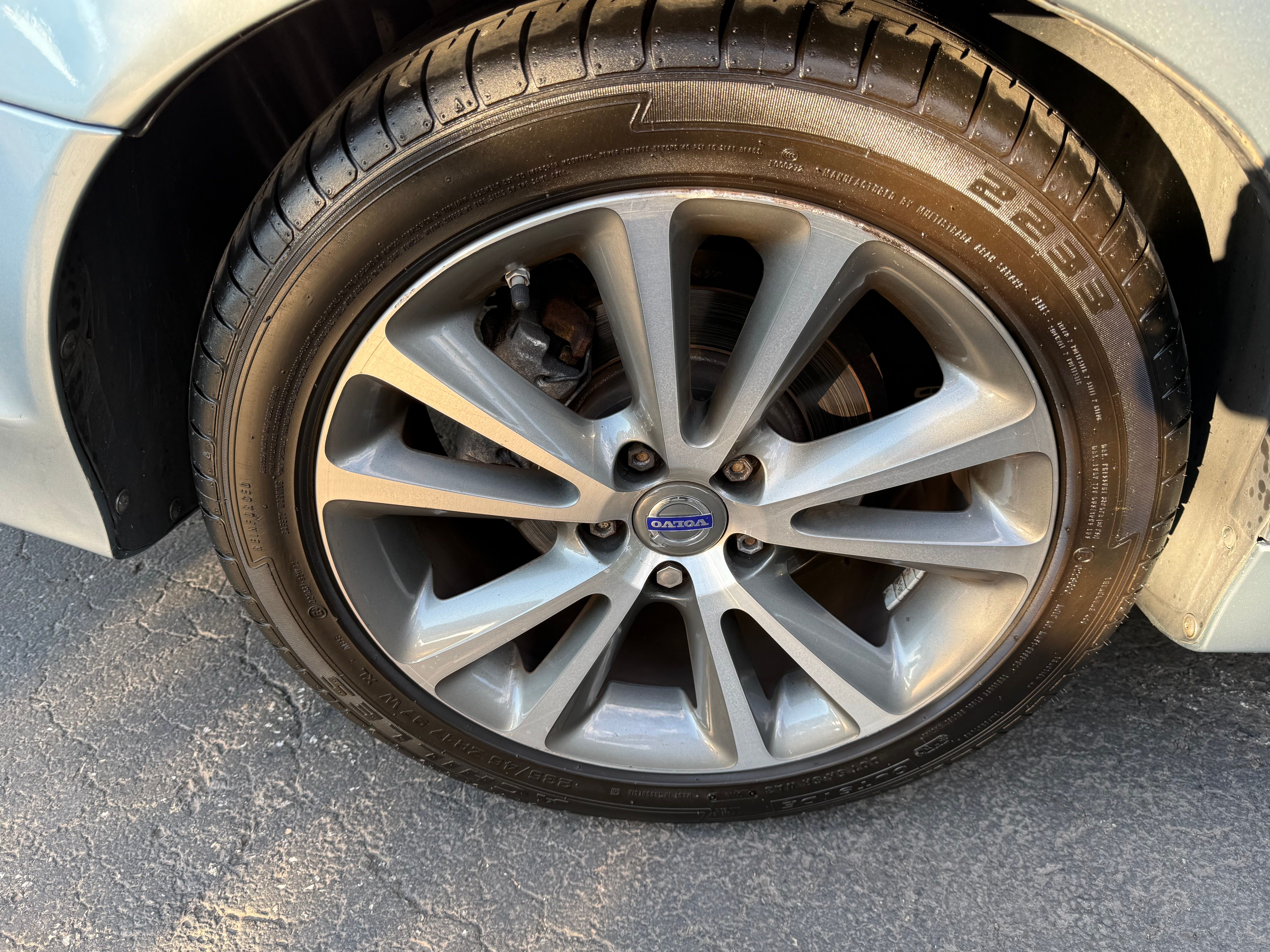 Used 2012 Volvo C70 T5 w/ Climate Pkg FWD image 15