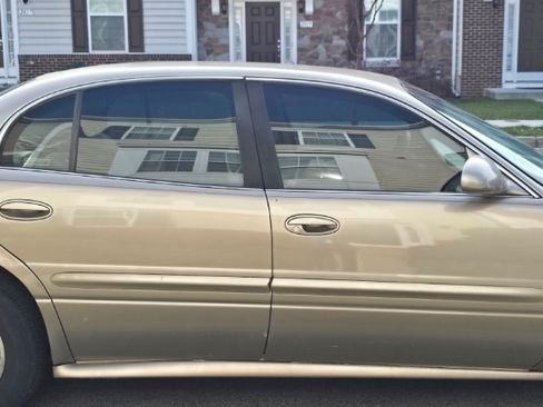 Used 2000 Buick Le Sabre Custom w/ Luxury Opt Pkg image 4