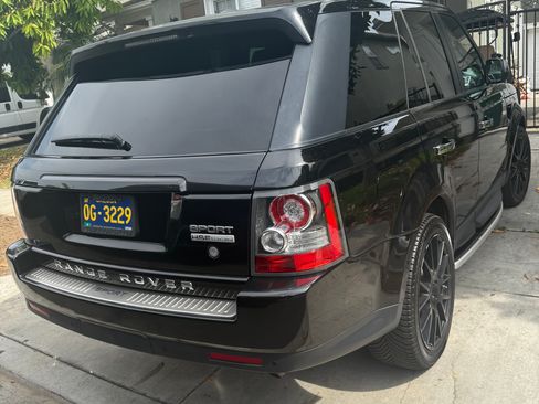 Used 2011 Land Rover Range Rover Sport HSE LUX AWD/4WD image 8