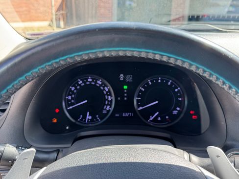 Used 2012 Lexus IS 250C 250C Convertible 2D w/ Luxury Pkg image 12