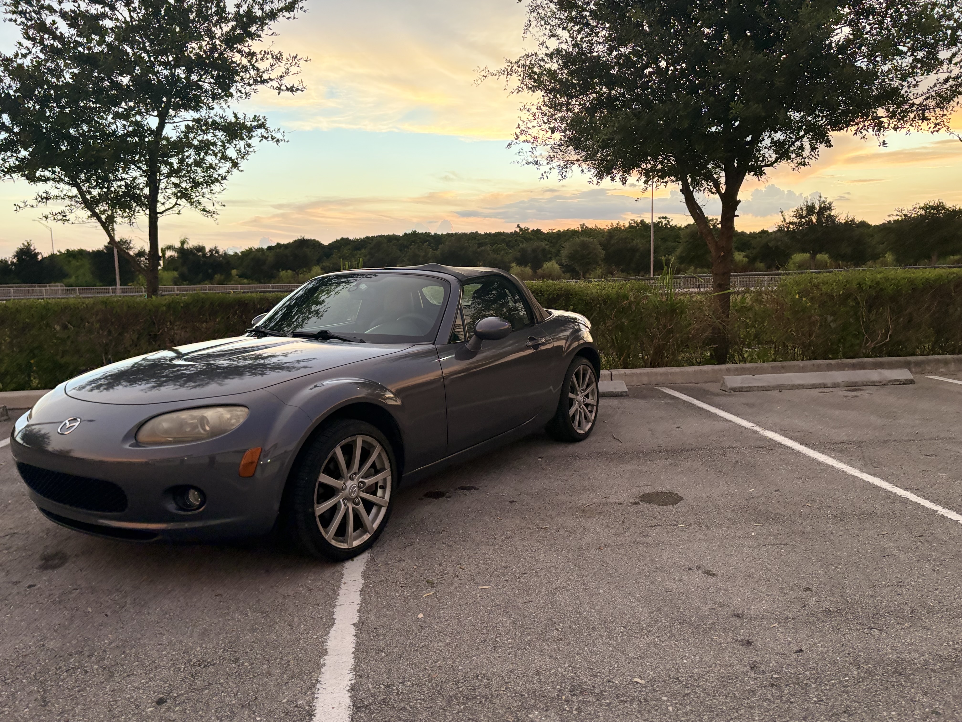 Used 2007 MAZDA MX-5 Miata Touring RWD image 13