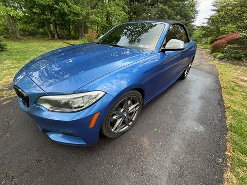Used 2016 BMW M235i Convertible RWD image 12