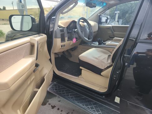 Used 2005 Nissan Armada SE w/ (H01) Bose Pkg image 12