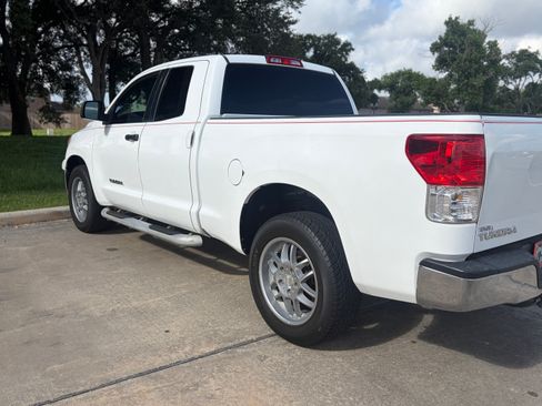 Used 2011 Toyota Tundra 2WD Double Cab image 5