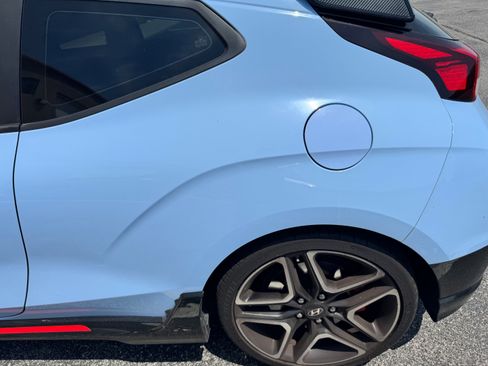 Used 2020 Hyundai Veloster N w/ Performance Package FWD image 6