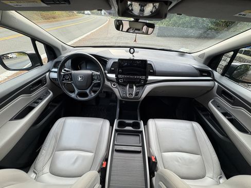 Used 2018 Honda Odyssey EX-L image 5