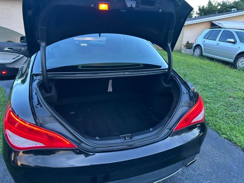 Used 2014 Mercedes-Benz CLA 250 image 5