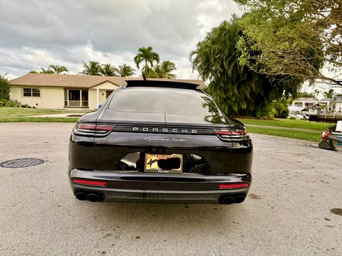 Used 2018 Porsche Panamera Turbo w/ Sport Package image 5