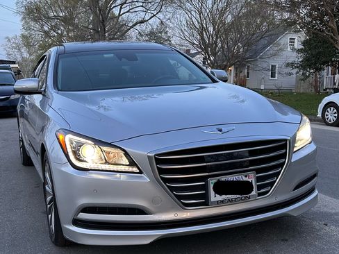 Used 2015 Hyundai Genesis 3.8 w/ Option Group 03 image 19