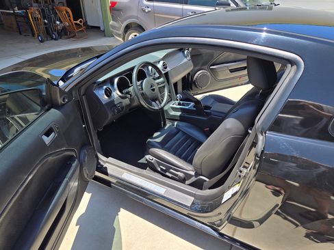 Used 2008 Ford Mustang GT RWD image 9