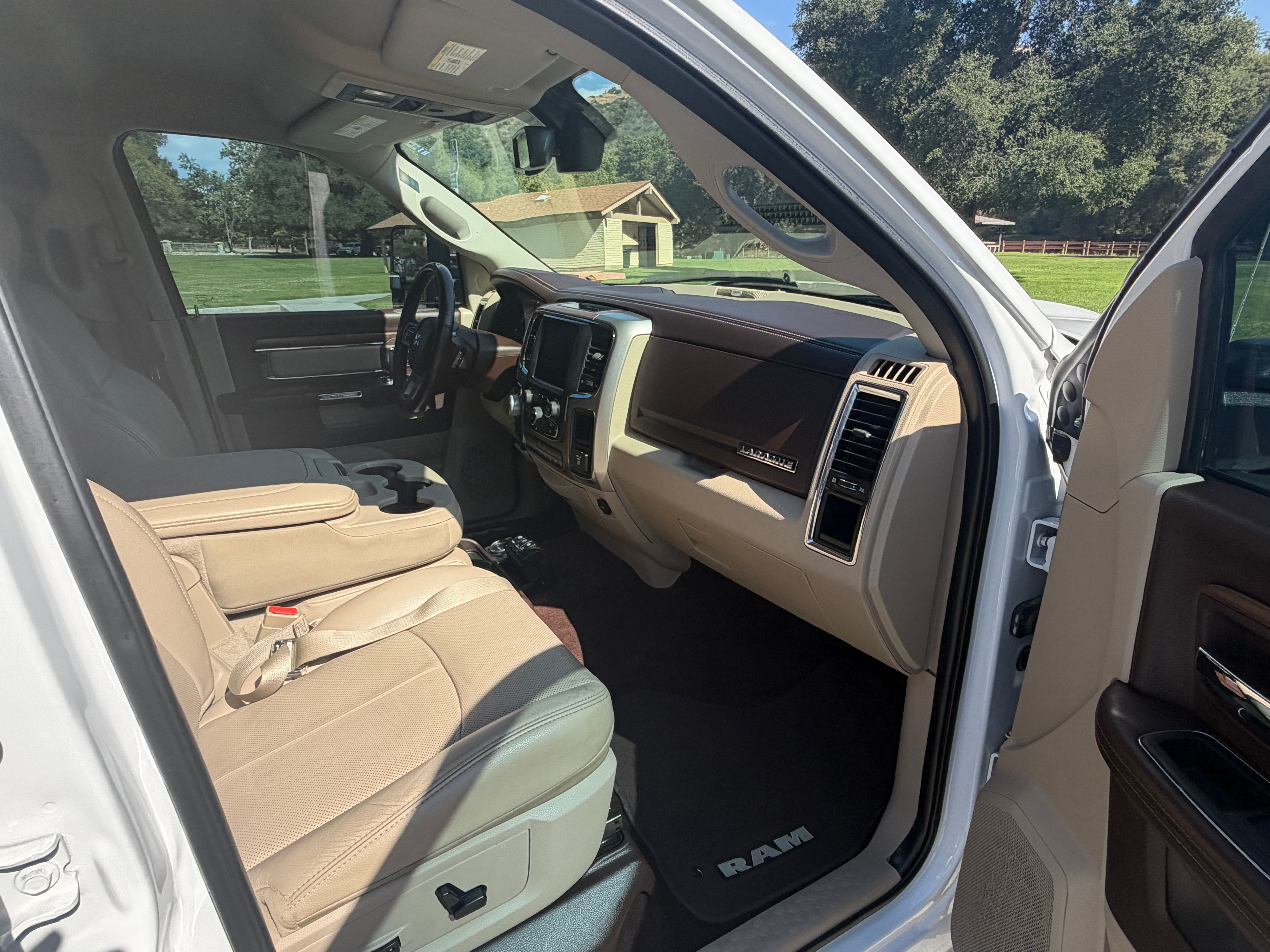 Used 2018 RAM 1500 Laramie RWD image 8