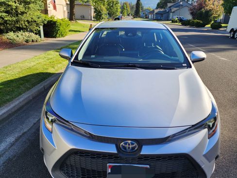 Used 2022 Toyota Corolla LE image 5