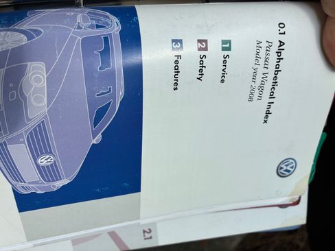 Used 2008 Volkswagen Passat Lux FWD image 11