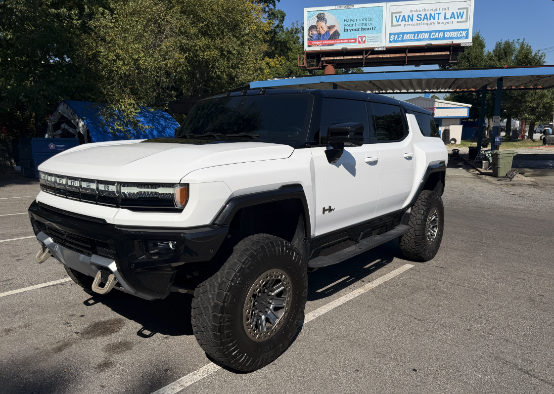 Used 2025 GMC Hummer EV 3X AWD/4WD image 2