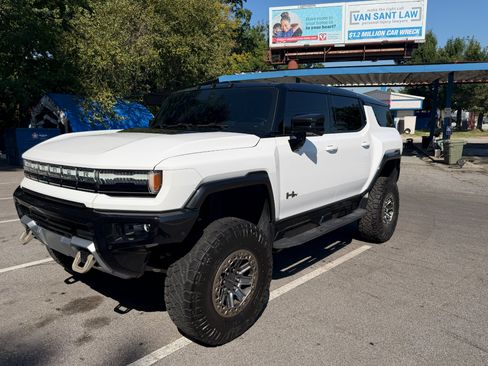 Used 2025 GMC Hummer EV 3X AWD/4WD image 2