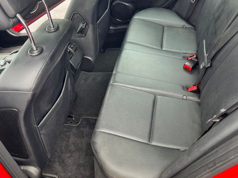 Used 2009 Mercedes-Benz C 350 Sport image 16