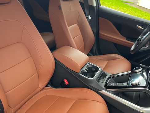 Used 2020 Jaguar I-PACE SE image 24