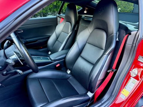 Used 2018 Porsche 718 Cayman GTS RWD image 23