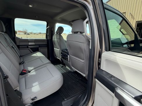 Used 2020 Ford F350 XLT w/ XLT Premium Package image 21