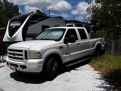 Used 2006 Ford F250 XLT RWD image 4