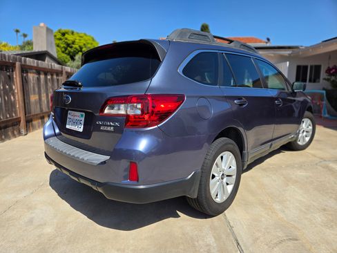 Used 2015 Subaru Outback 2.5i Premium image 2