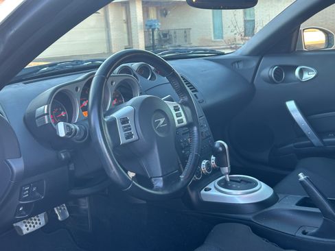 Used 2008 Nissan 350Z Enthusiast image 8