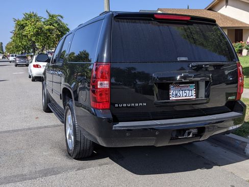 Used 2012 Chevrolet Suburban LT w/ All-Star Edition image 5