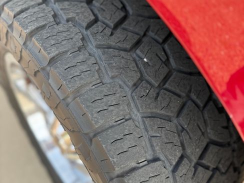 Used 2013 Ford F150 XLT w/ Mid Equipment Group image 21