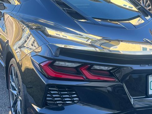 Used 2024 Chevrolet Corvette Stingray Coupe w/ 1LT image 17