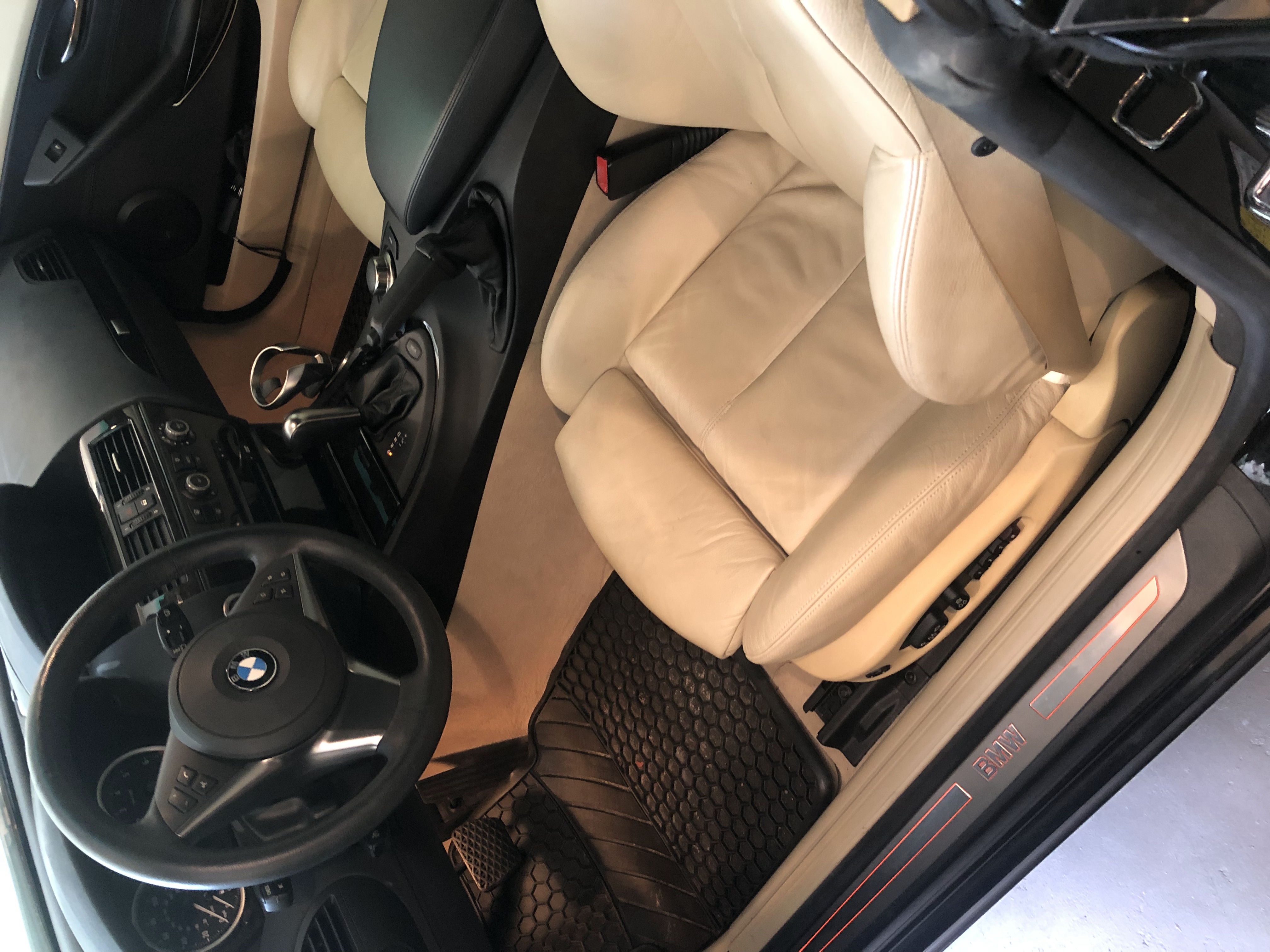 Used 2007 BMW 650i Convertible RWD image 5