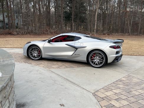 Used 2023 Chevrolet Corvette Z06 w/ Engine Appearance Package RWD image 11