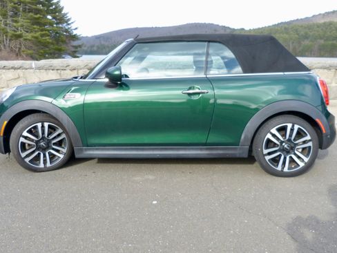Used 2019 MINI Cooper S image 14