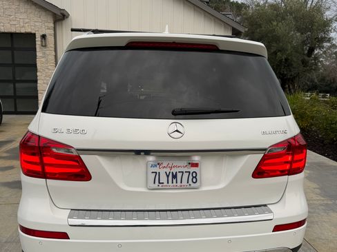 Used 2015 Mercedes-Benz GL 320 BlueTEC 4MATIC image 11