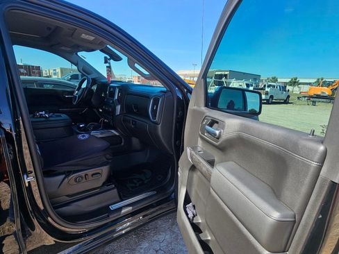 Used 2020 Chevrolet Silverado 1500 LTZ w/ LTZ Plus Package image 10