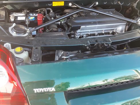 Used 2003 Toyota MR2 image 7