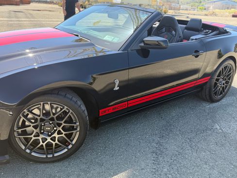 Used 2014 Ford Mustang Shelby GT500 w/ Equipment Group 821A RWD image 10