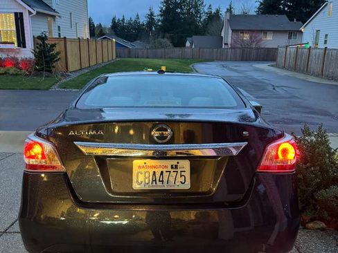 Used 2015 Nissan Altima 2.5 S w/ Power Driver Seat Package image 6
